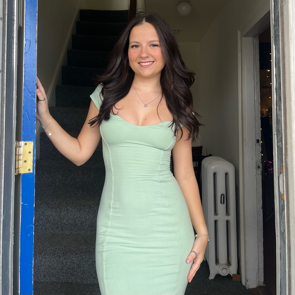Oh polly sage green maxi dress - Picture 2 of 4